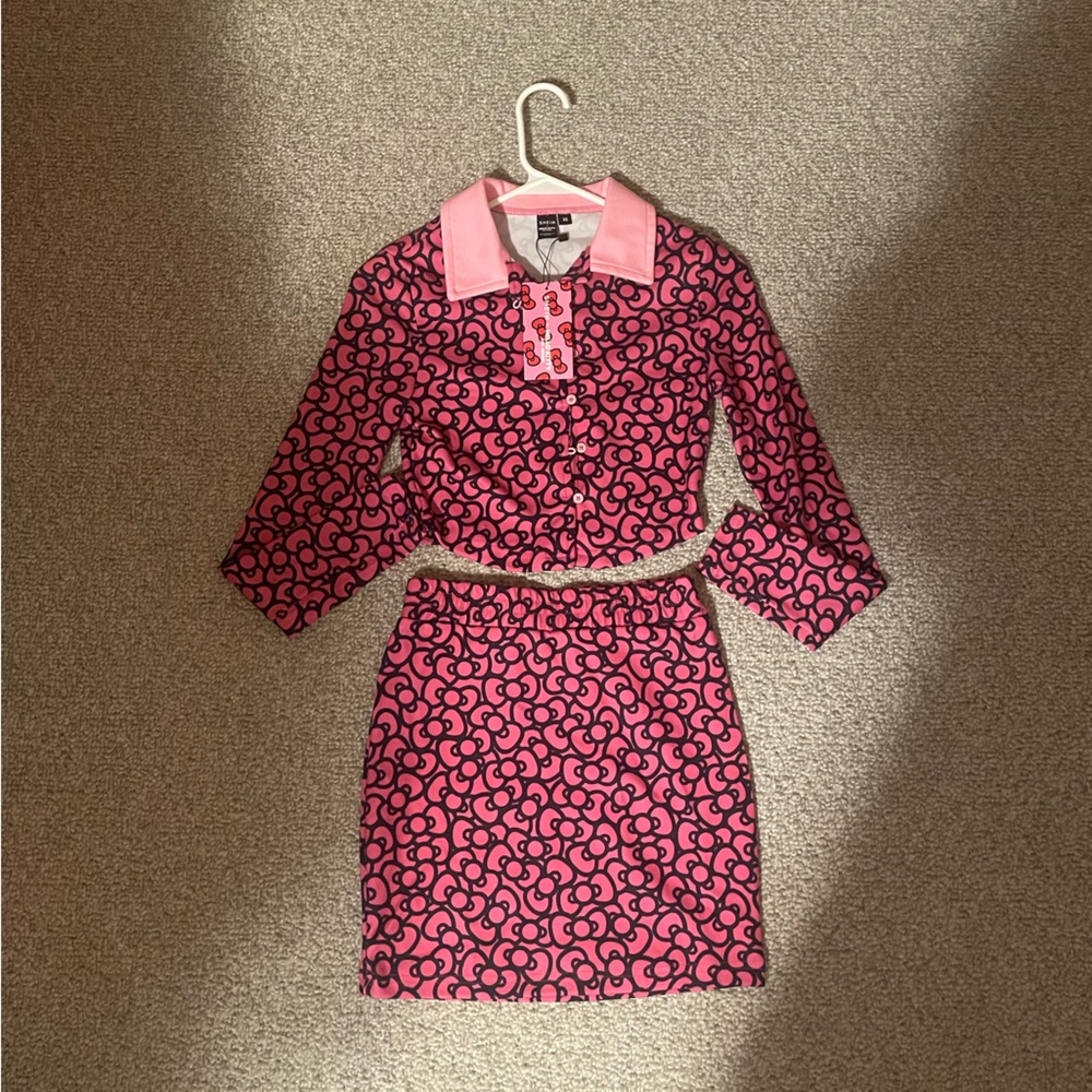 Pink Hello Kitty Bow Patterned Two-Piece Set